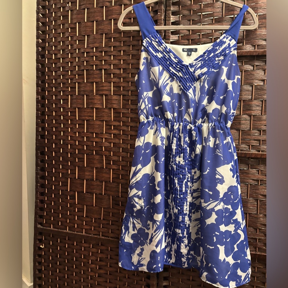 GAP Blue and White Patterned Dress